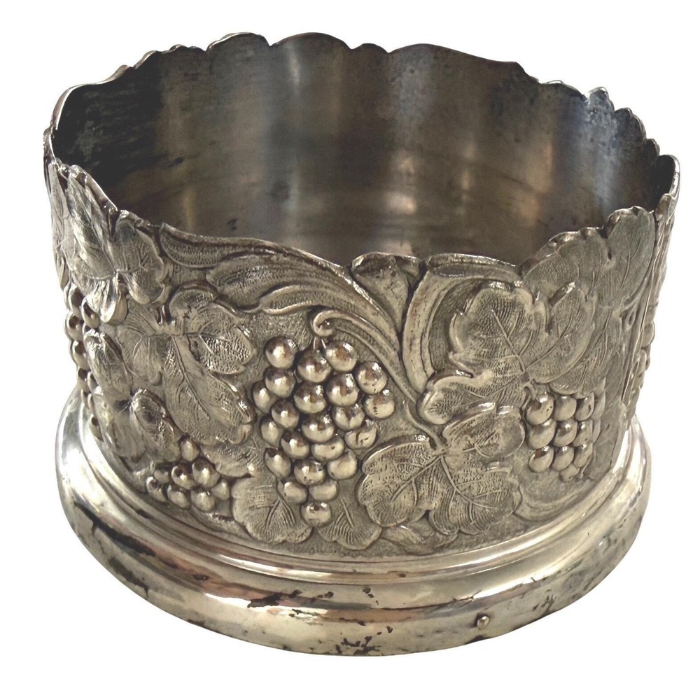 Vintage Silverplate Wine Bottle Coaster Wood Lined Grape Vine Japan Holder - Picture 3 of 11